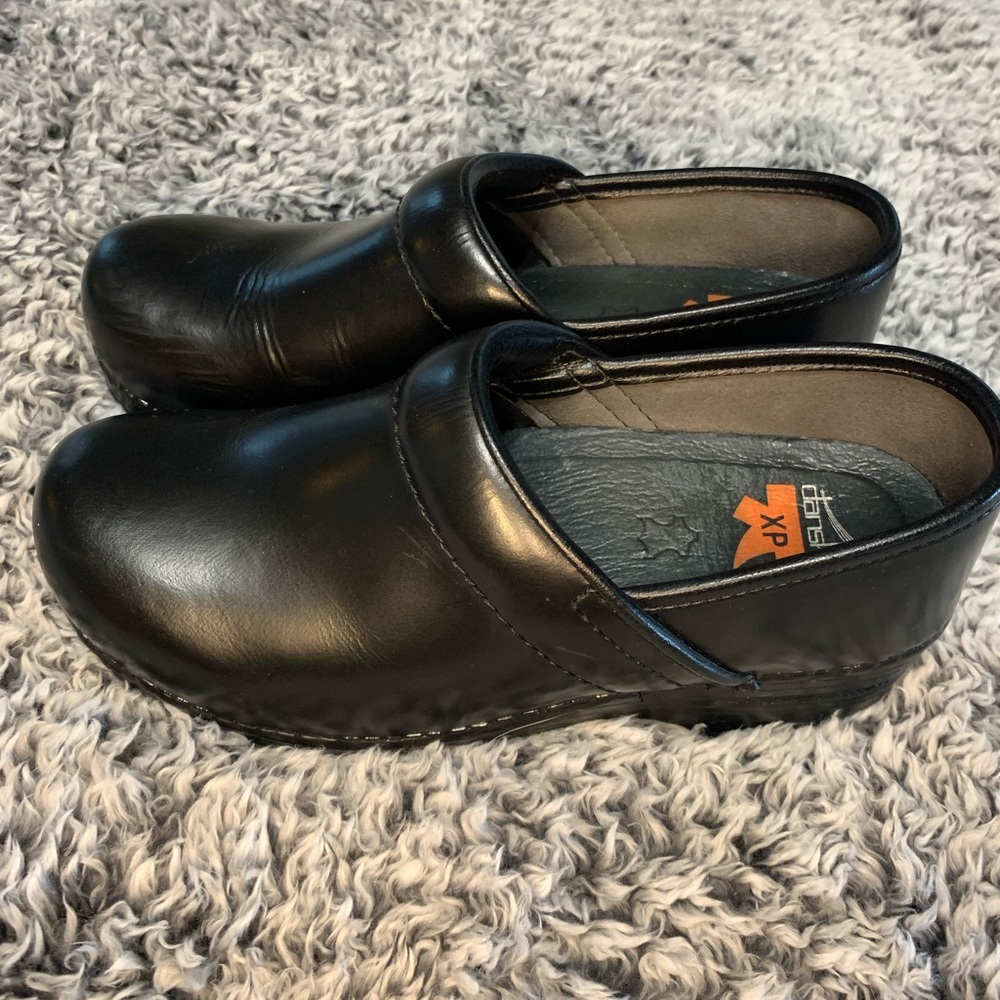 Women’s Danskos XP
